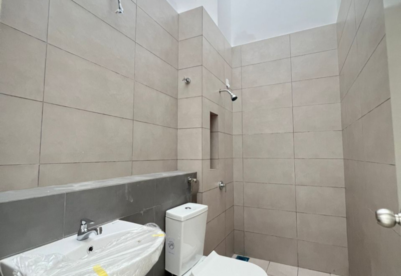 Robin @ Bandar Rimbayu