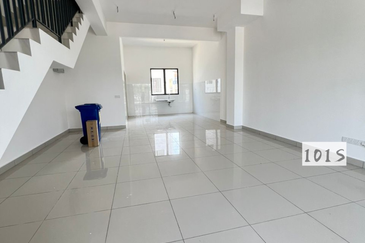 Robin @ Bandar Rimbayu