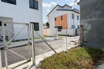 Robin @ Bandar Rimbayu