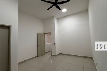 Robin @ Bandar Rimbayu