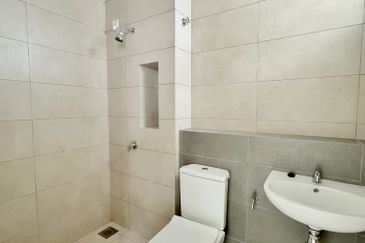 Robin @ Bandar Rimbayu