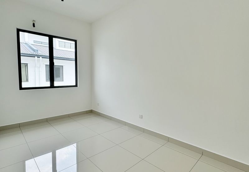 Robin @ Bandar Rimbayu