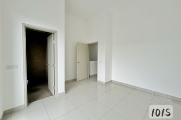 Robin @ Bandar Rimbayu