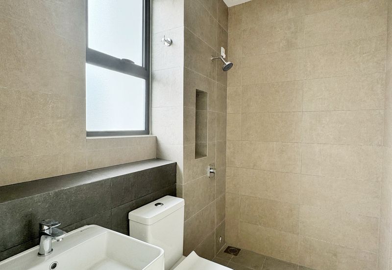 Robin @ Bandar Rimbayu