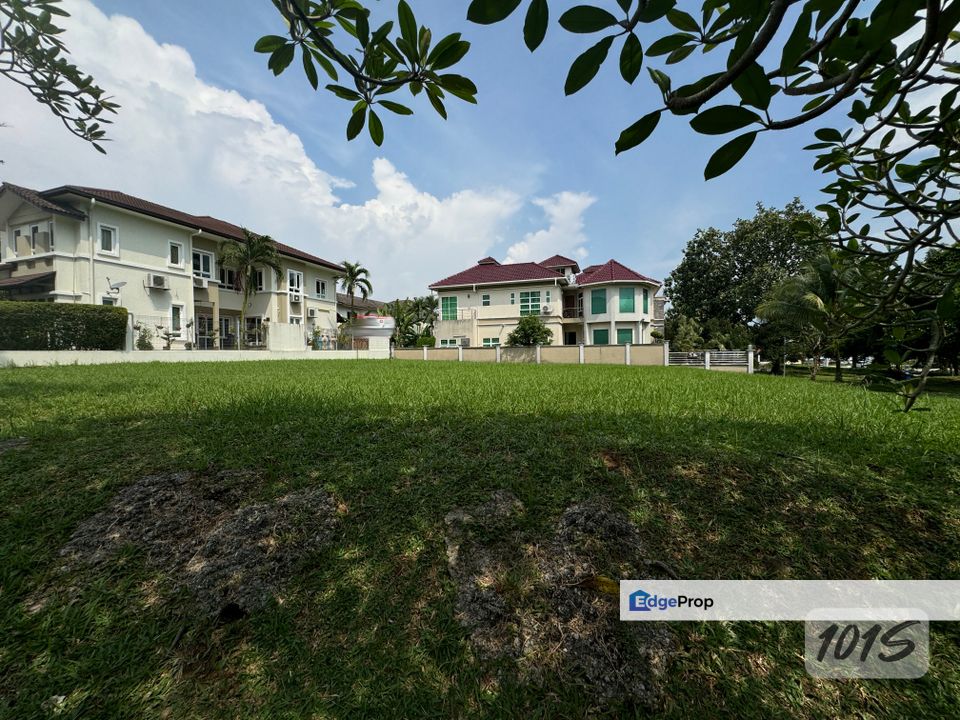 For sale bungalow land sri suria near clubhouse shah alam bukit rimau, Selangor, Shah Alam