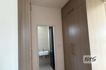 Gravit8 @ Klang South