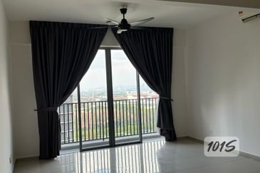 Gravit8 @ Klang South