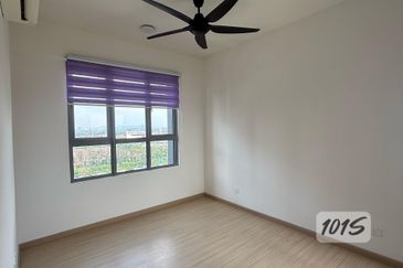 Gravit8 @ Klang South