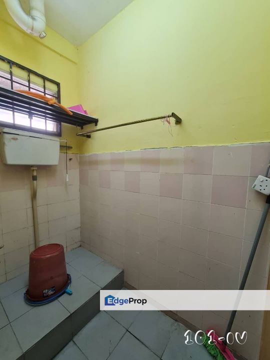 Limited unit urgent sale pangsapuri seri perantau port klang , Selangor, Port Klang