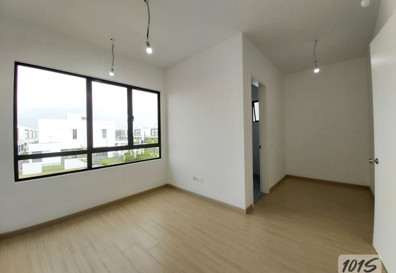 Sencilia @ Eco Sanctuary