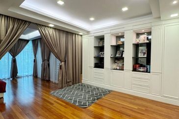 Duta Villa, Setia Alam