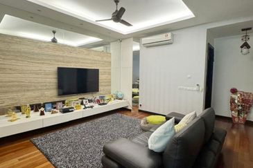 Duta Villa, Setia Alam