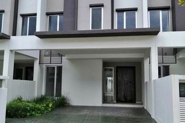 Arahsia Residences, Tropicana Aman