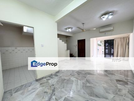 USj 6 usj selangor 2 storey house for rent limited unit walking distance to taipan, Selangor, USJ