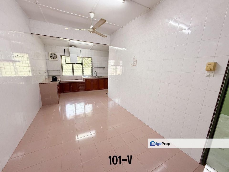 Pekan meru klang 1 storey house for sale renovated non flood area full loan 100%, Selangor, Klang