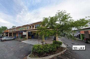 Zapin, Bandar Bukit Raja