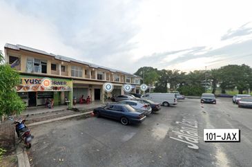 Zapin, Bandar Bukit Raja