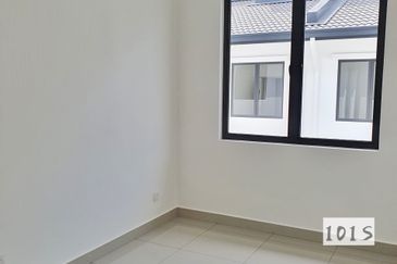 Robin @ Bandar Rimbayu