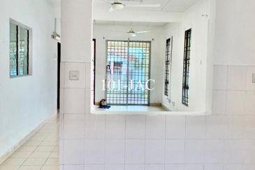 Jalan Makyong, Bandar Bukit Raja