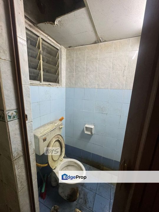 Taman pendamar indah 2 port klang selangor flat ground floor for sale limited unit, Selangor, Port Klang