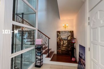 Duta Villa, Setia Alam