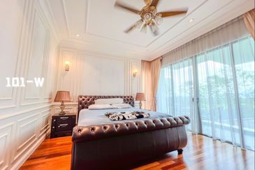 Duta Villa, Setia Alam