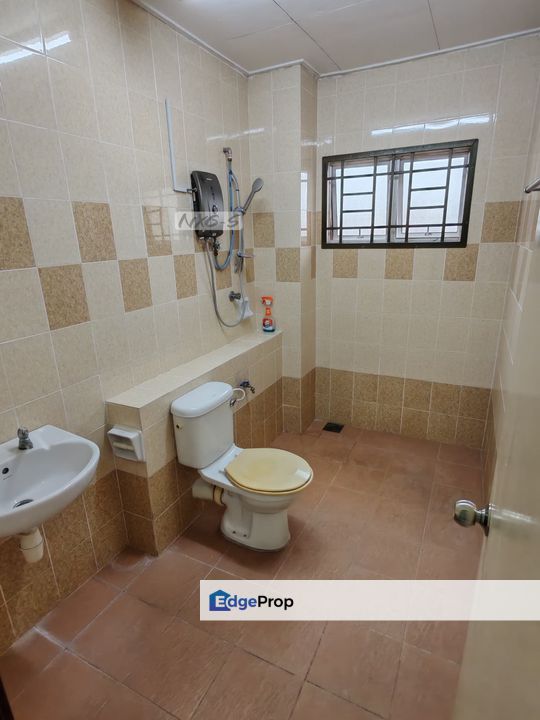 Bandar Bukit tinggi klang 2 storey house for rent , Selangor, Klang