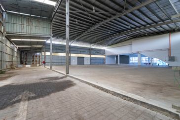 TAMAN INDUSTRIAN ALAM JAYA BANDAR PUNCAK ALAM