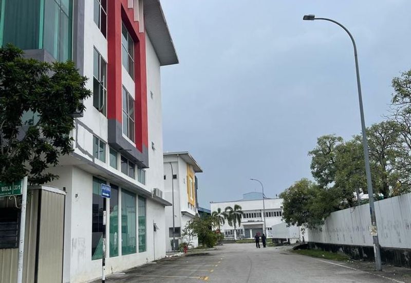 Elite 33 Signature Business Park