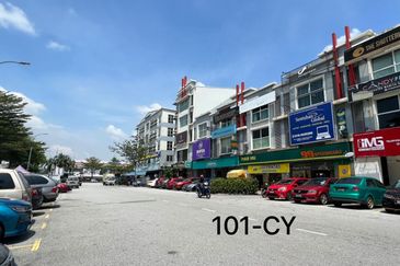 Alam Avenue 1