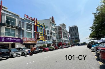 Seksyen 17, Shah Alam