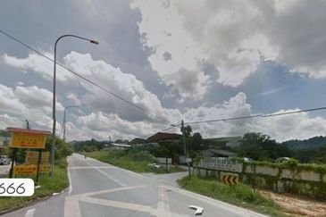 Tanah untuk Dijual Zoing industrial land Hulu Langat Semenyih Kajang