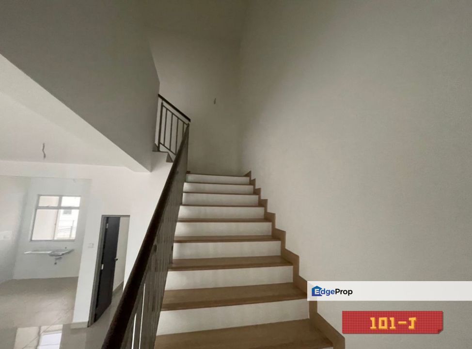 Brand New Unit Terrace Setia Bayuemas Klang, Selangor, Klang