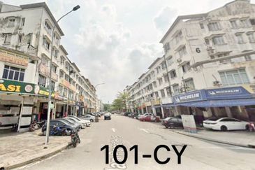 Dataran Otomobil, Seksyen 15