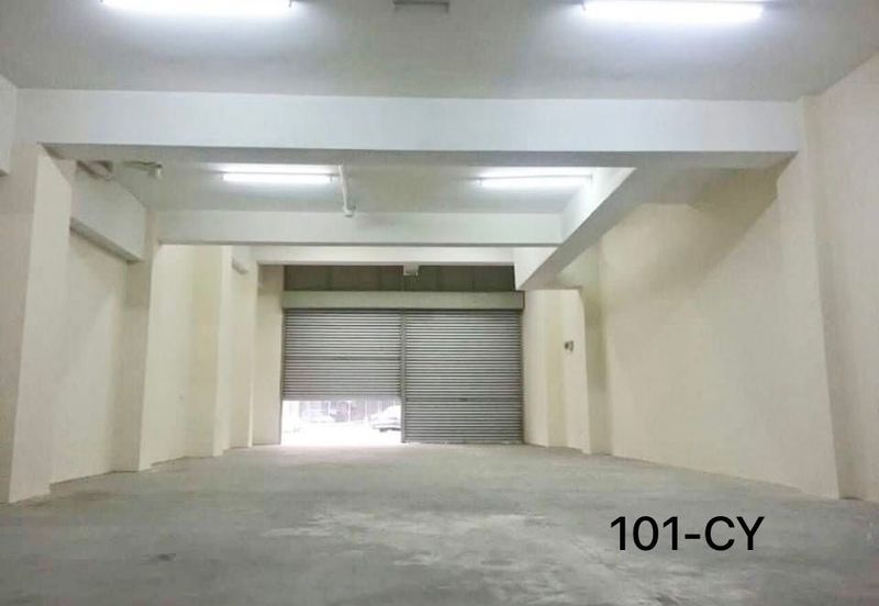 Dataran Otomobil, Seksyen 15