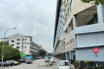 Dataran Otomobil, Seksyen 15