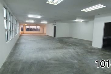 {Facing Open Shoplot} @  Bukit raja 11th Avenue (Eleven Avenue Bandar Bukit Raja) Klang