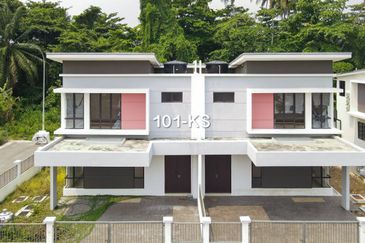 Taman Sri Wangi Semi Detached House for Sale
