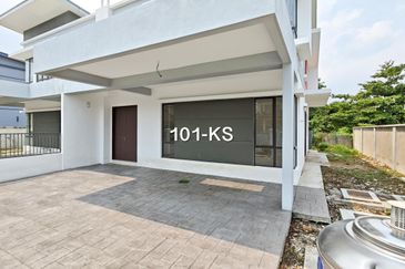 Taman Sri Wangi Semi Detached House for Sale