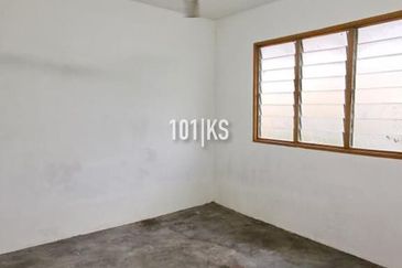 Flat Alam Perdana , Bandar Puncak Alam.