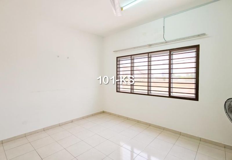 Laman Haris @ Eco Grandeur