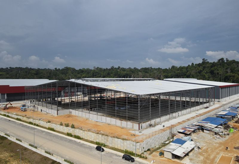 Elevated / Strategic Located Warehouse! U10 Shah Alam, Near Setia Alam, DASH