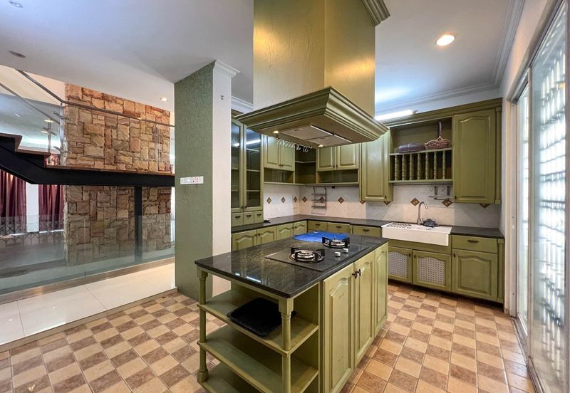 Bungalow Size! @ D'Kayangan, Seksyen 13 Shah Alam