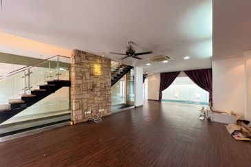 Bungalow Size! @ D'Kayangan, Seksyen 13 Shah Alam