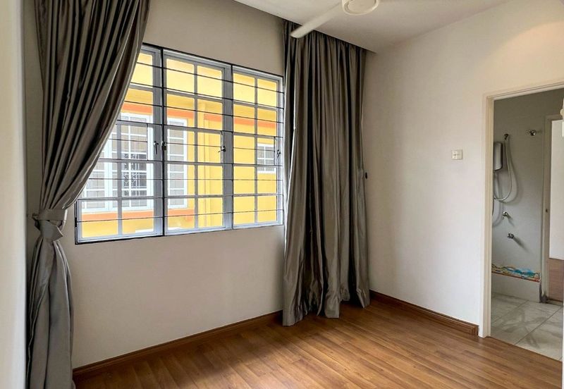 Bungalow Size! @ D'Kayangan, Seksyen 13 Shah Alam