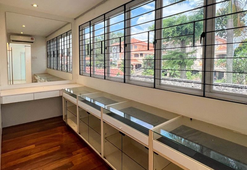 Bungalow Size! @ D'Kayangan, Seksyen 13 Shah Alam