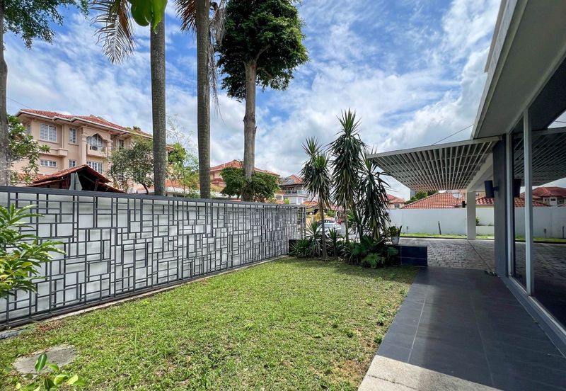 Bungalow Size! @ D'Kayangan, Seksyen 13 Shah Alam