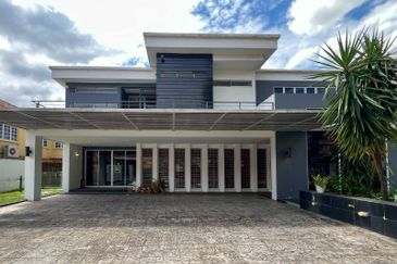 Bungalow Size! @ D'Kayangan, Seksyen 13 Shah Alam