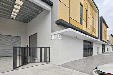 CORNER LOT Semi D Factory  Central Gate, Eco Business Park V,  Bandar Puncak Alam