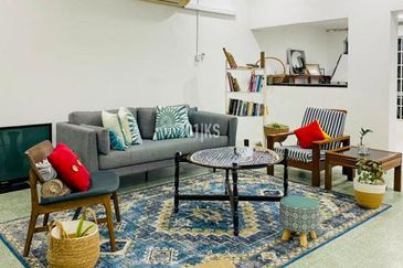 BIG LAND AREA! Single Sty Corner Bungalow Taman Gembira , Klang